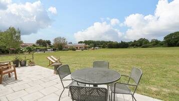 Cottage | Tempat makan outdoor