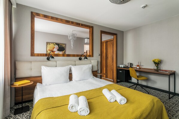 Suite Studio « Premier » | Coffres-forts dans les chambres, décoration personnalisée