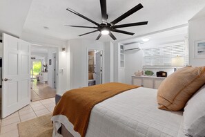 1 chambre, fer et planche à repasser, Wi-Fi, draps fournis