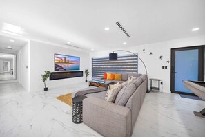 TV, fireplace, offices