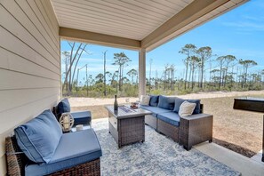 Terrace/patio - Pet-Friendly Windmark Beach, Resort Pools, FREE Golf Cart Access (Port St. Joe)