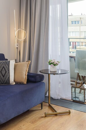 1 bedroom, desk, iron/ironing board, bed sheets - Sun Towers Lux by Renters Prestige (Swinoujscie)