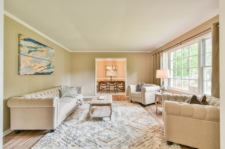 Living area. East Cobb Newly Renovated Oasis! 10 min from the Battery and Sports Complex!