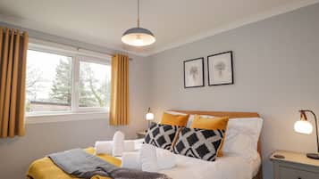 2 bedrooms, individually decorated, individually furnished, free WiFi