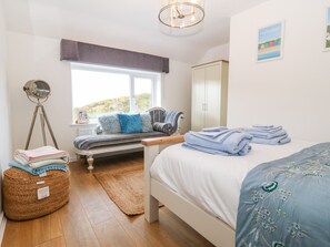 Cottage | 3 bedrooms, individually decorated, individually furnished, free WiFi - Pennant Cottage (Pwllheli)