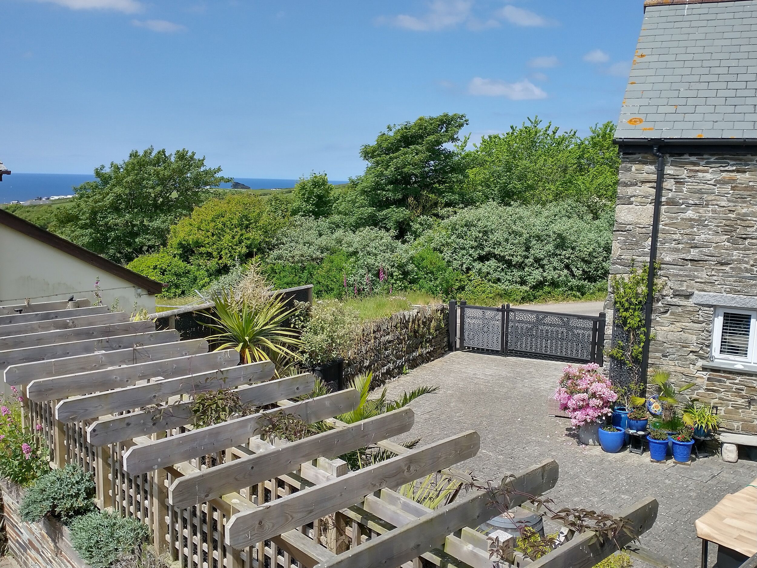 Cottage | Property grounds