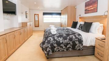 5 habitaciones, decoración personalizada y muebles diferentes