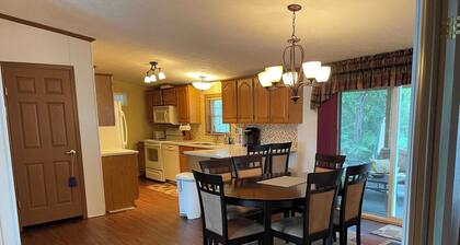 Truman’s Eagles Nest Resort Vacation Home