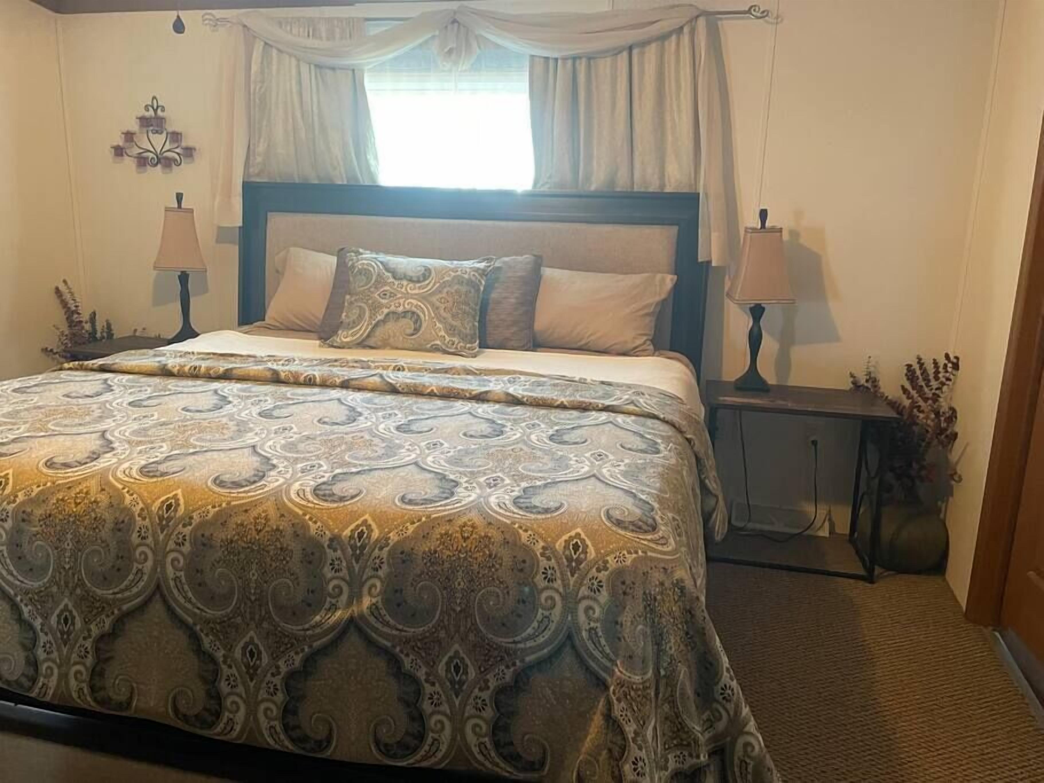 Truman’s Eagles Nest Resort Vacation Home