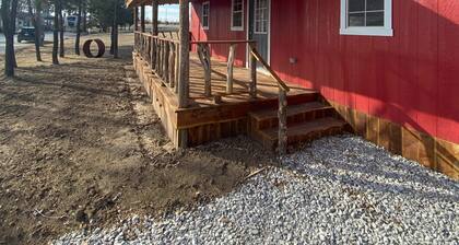 The Cabin by Bucksaw Marina, Truman Lake