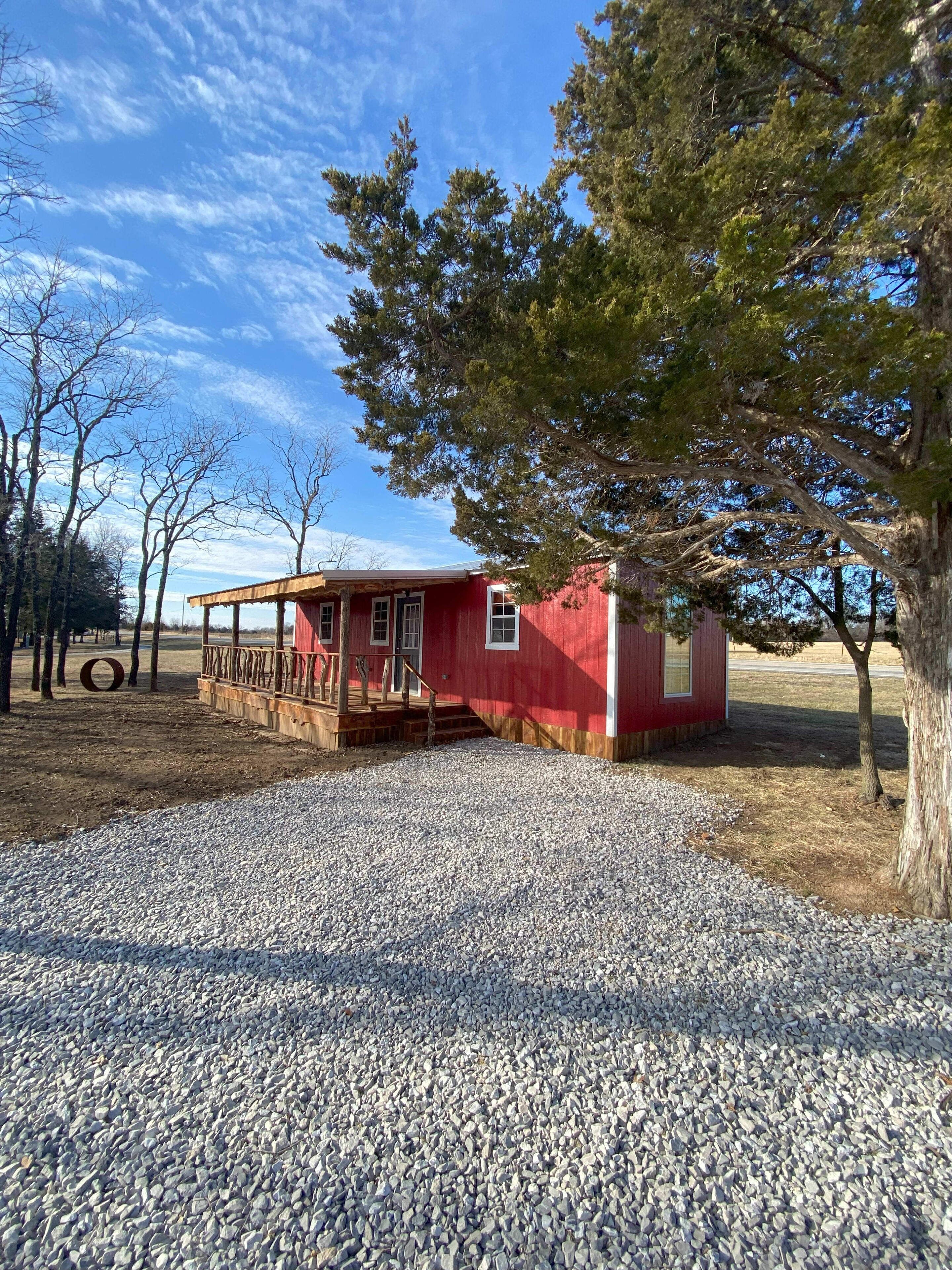 The Cabin by Bucksaw Marina, Truman Lake