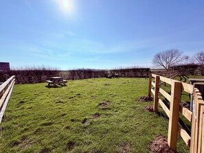 Cottage | Outdoor dining - Lonnon Cottage (Alnwick)