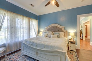 3 bedrooms, desk, iron/ironing board, WiFi - 'The Inn on Second' - Jackson Family Home! (Jackson)