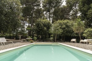 Piscine extérieure (ouverte en saison)