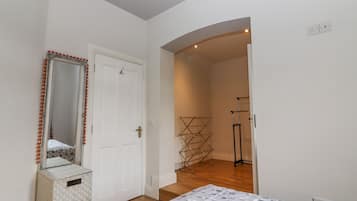 3 kamar tidur dan didekorasi berbeda-beda