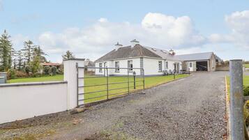 บริเวณภายนอก