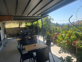 标准双床房 | 起居区