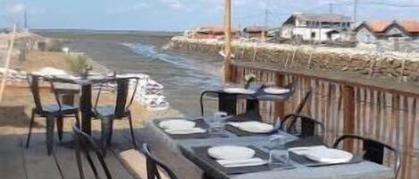 Servei de restauració a l'aire lliure