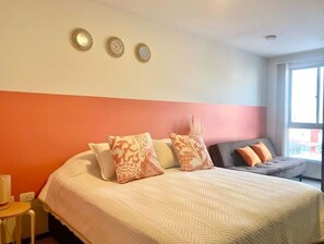 1 Schlafzimmer, Schreibtisch
