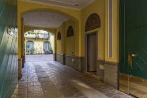 Entrada de la propiedad