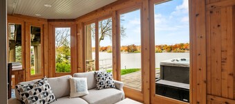 Holiday Memories made here: Hot Tub & Sunset Views