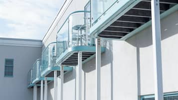 Double or Twin Room with Garden | Terrace/patio