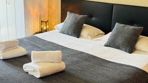 4 Schlafzimmer, Bügeleisen/Bügelbrett, kostenloses WLAN, Bettwäsche