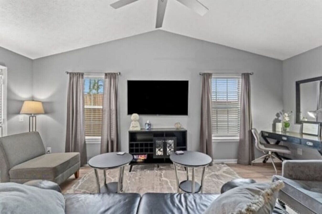 6100 Pinetree Ave · Beach Sunshine House