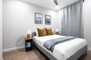 2 dormitorios, tabla de planchar con plancha, wifi y ropa de cama