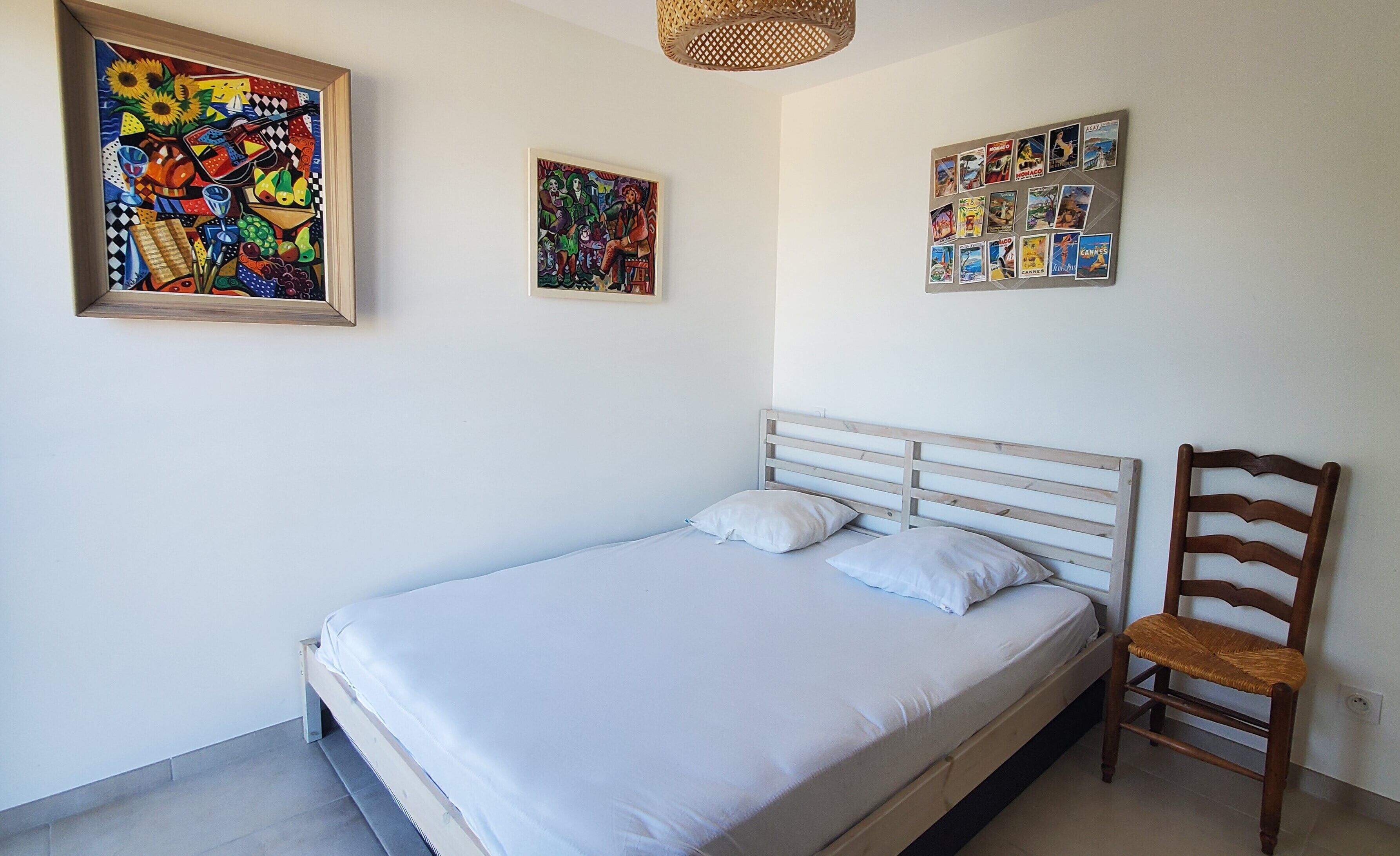 New house with garden and sea view in Fréjus