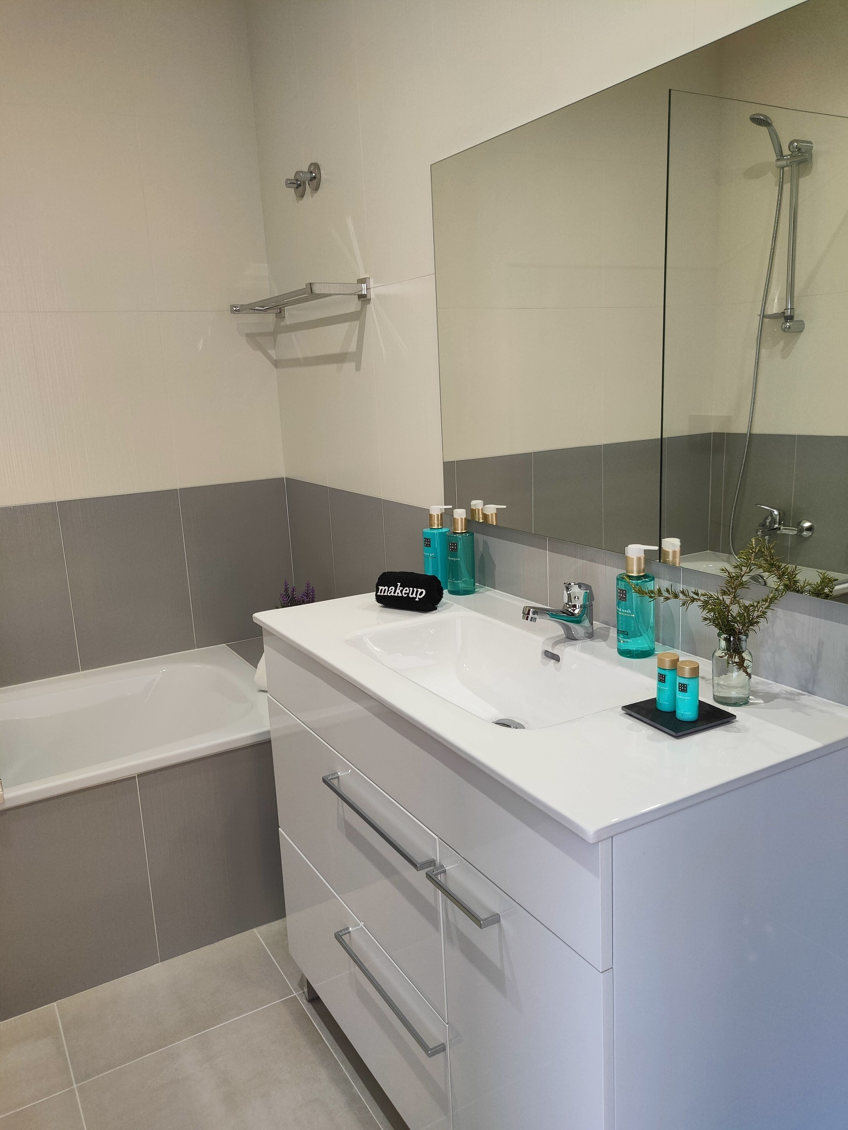 Foto - Embaixada da Vila