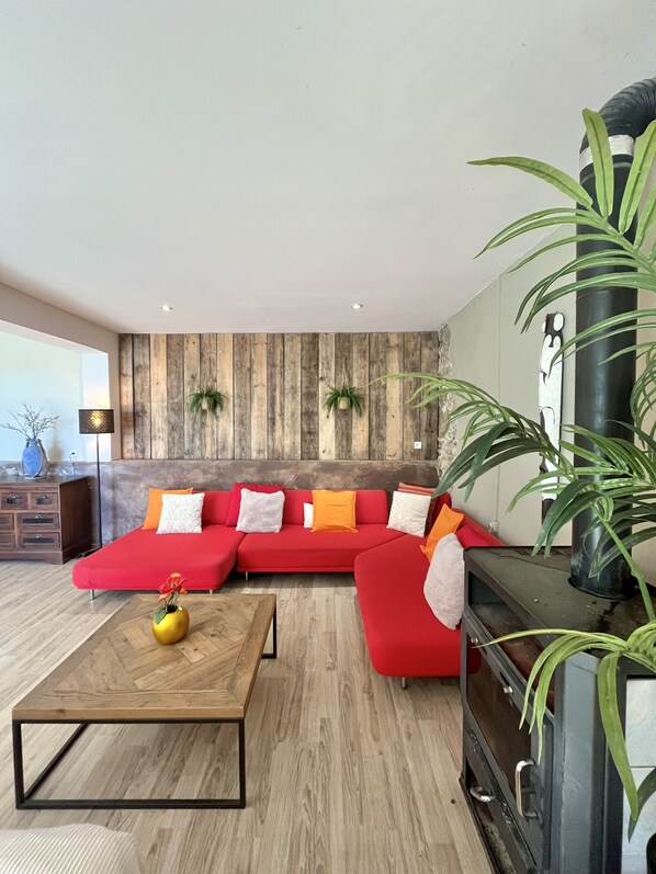 Fireplace, table tennis