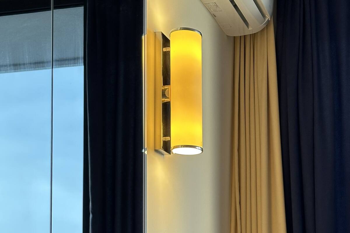 Deluxe Studio Suite, 1 King Bed with Sofa bed, Ocean View, Tower