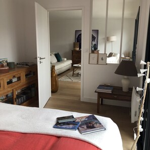 3 bedrooms, iron/ironing board, free WiFi