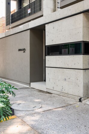 Exterior - Pancha Flats (Mexico City)