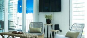 Beachfront Family Stay · Courtyard View · AC All Rooms · Remodeled