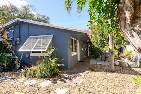 Villa | 2 bedrooms, Internet