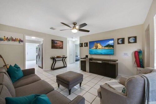 5140 Duplex in Oakland Park