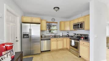 Vila | 3 kamar tidur dan internet