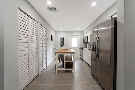 Apartment | 2 bedrooms, Internet