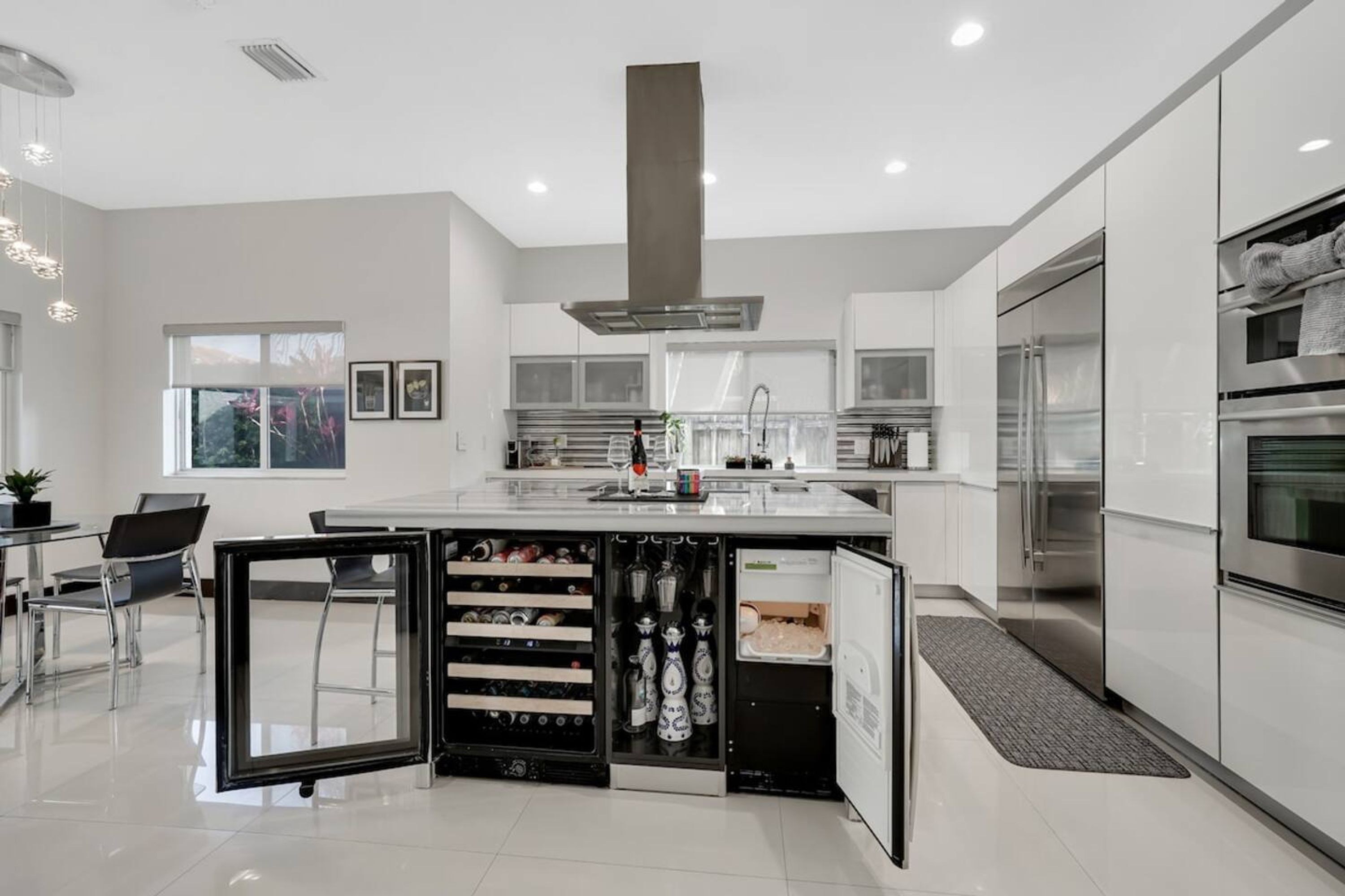 5 bedrooms, Internet