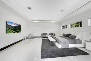 5 عدّة غرف نوم وخدمة الإنترنت