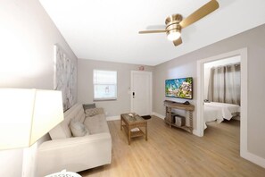 Apartment | 2 bedrooms, Internet