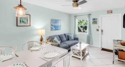 Beach Unit 3 in Palm Beach Shores