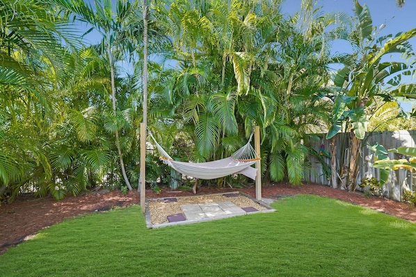 Apartment | 2 bedrooms, Internet - Beach Unit 3 in Palm Beach Shores (Singer Island)