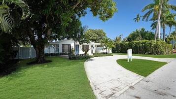 Villa | 2 bedrooms, Internet