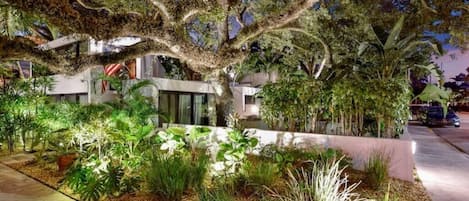 1 habitación y acceso a internet