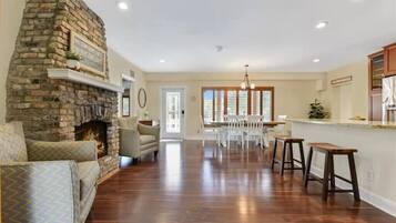 Villa | 3 bedrooms, Internet