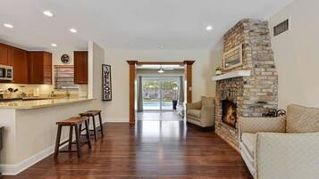 Villa | 3 bedrooms, Internet