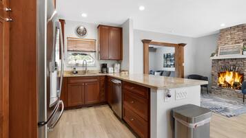 Villa | 3 bedrooms, Internet